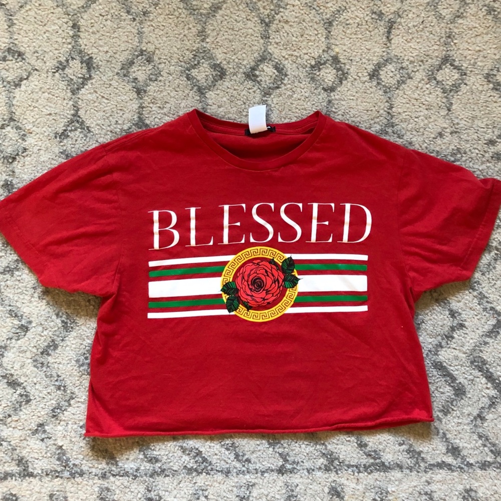 Loose crop top logo tee